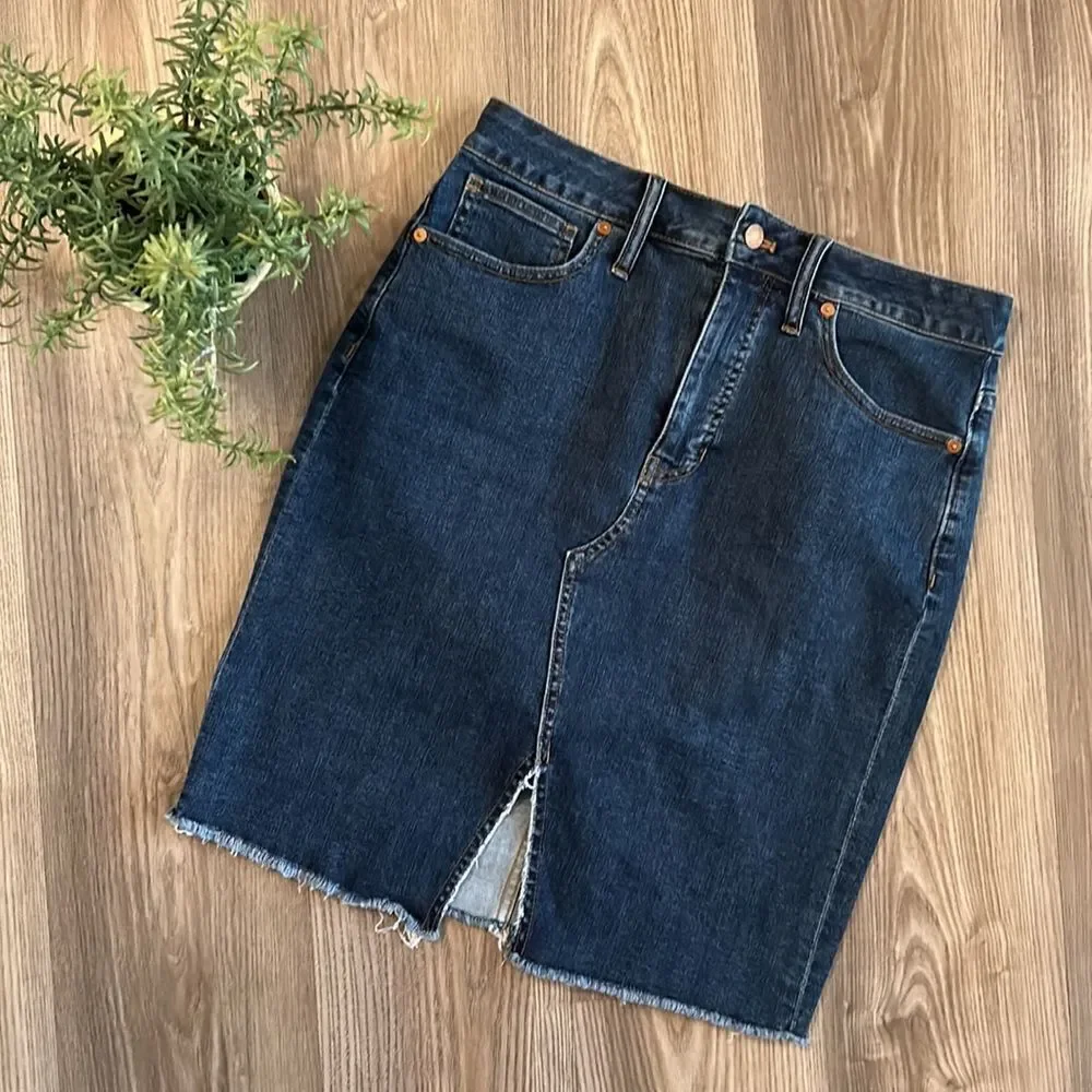 MADEWELL STRETCH DENIM PEGGED MINI SKIRT WITH RAW HEM SIZE 29